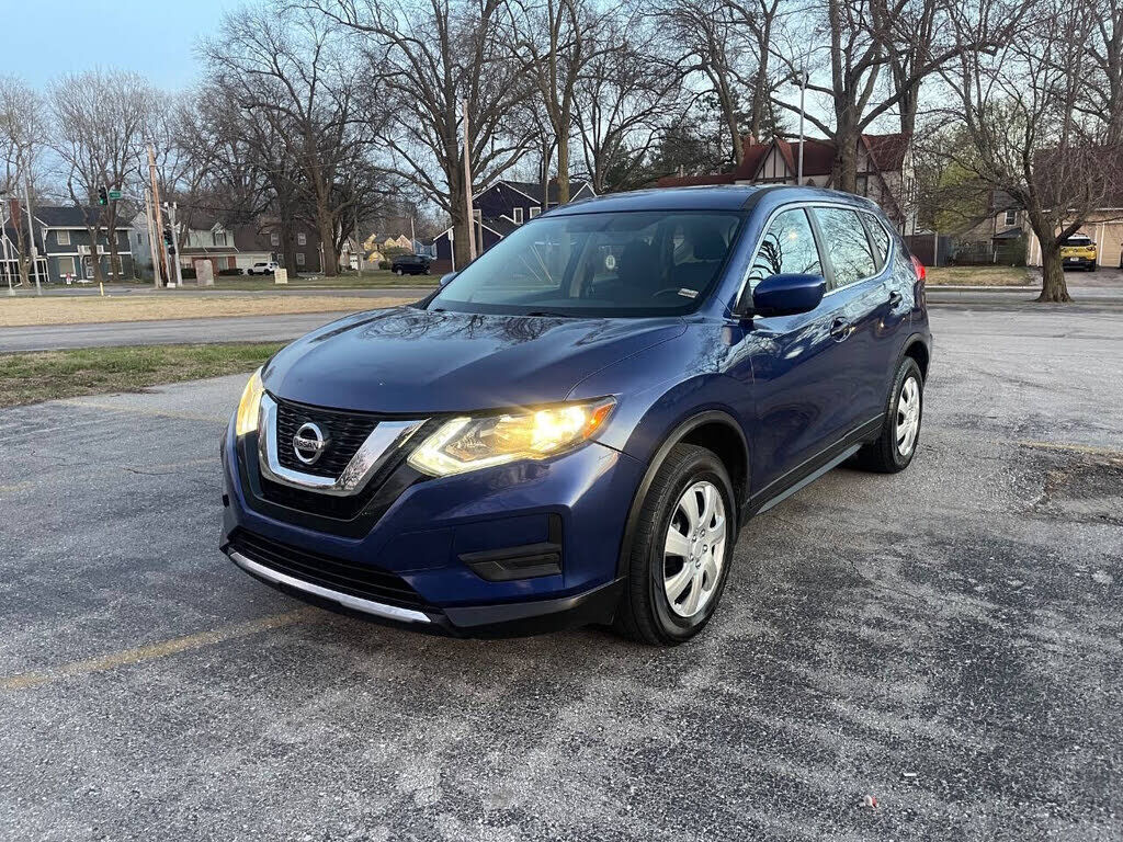 2017 NISSAN Rogue