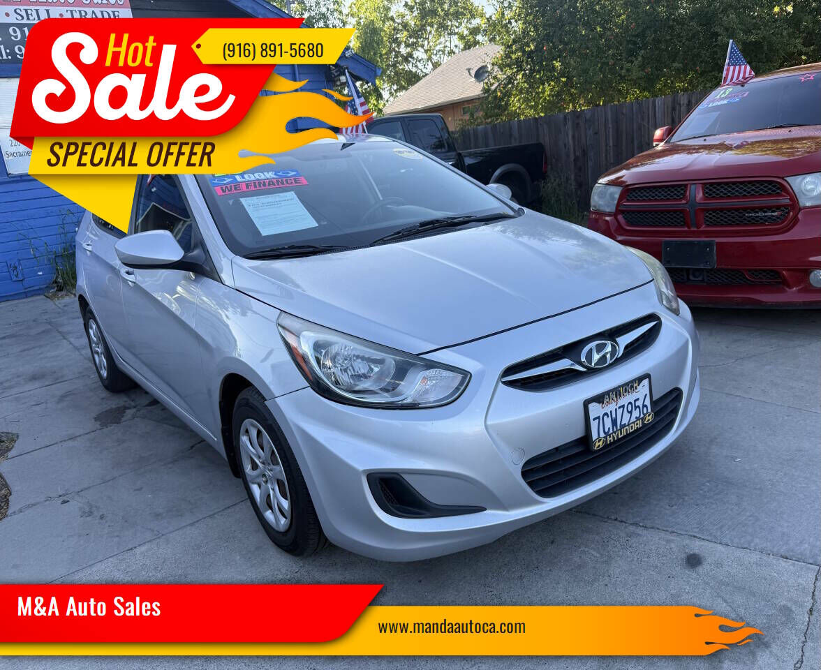 2013 HYUNDAI Accent