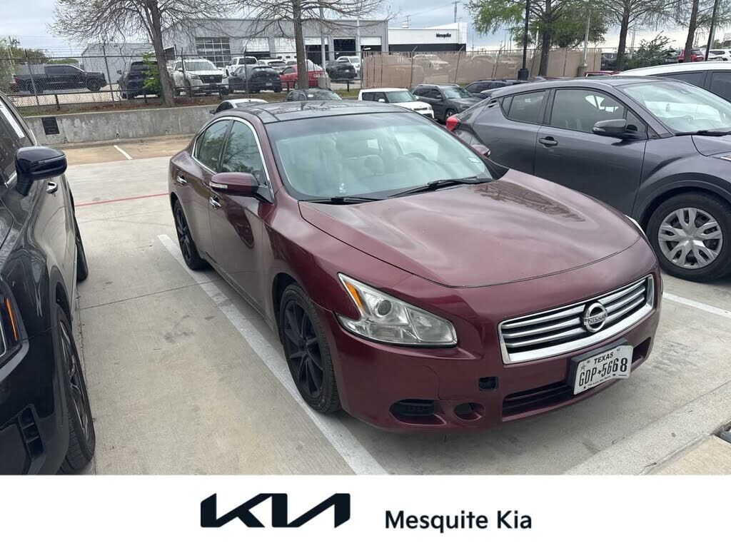 2012 NISSAN Maxima
