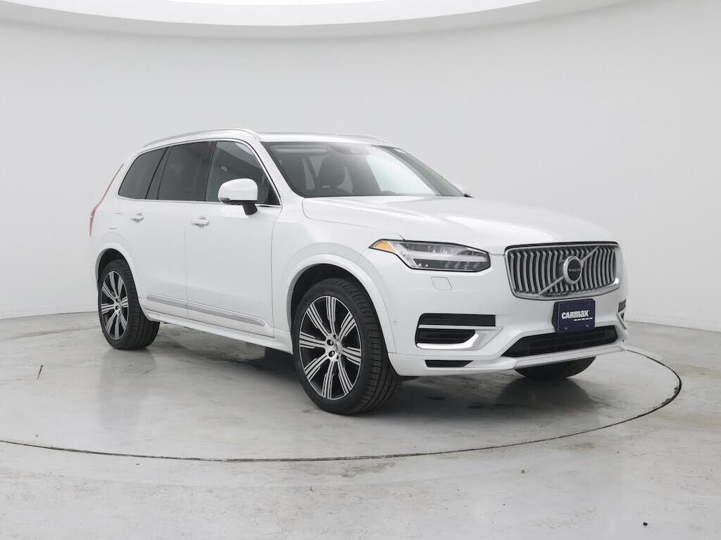 2021 VOLVO XC90