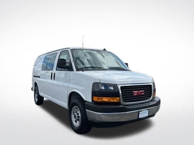 2025 GMC Savana