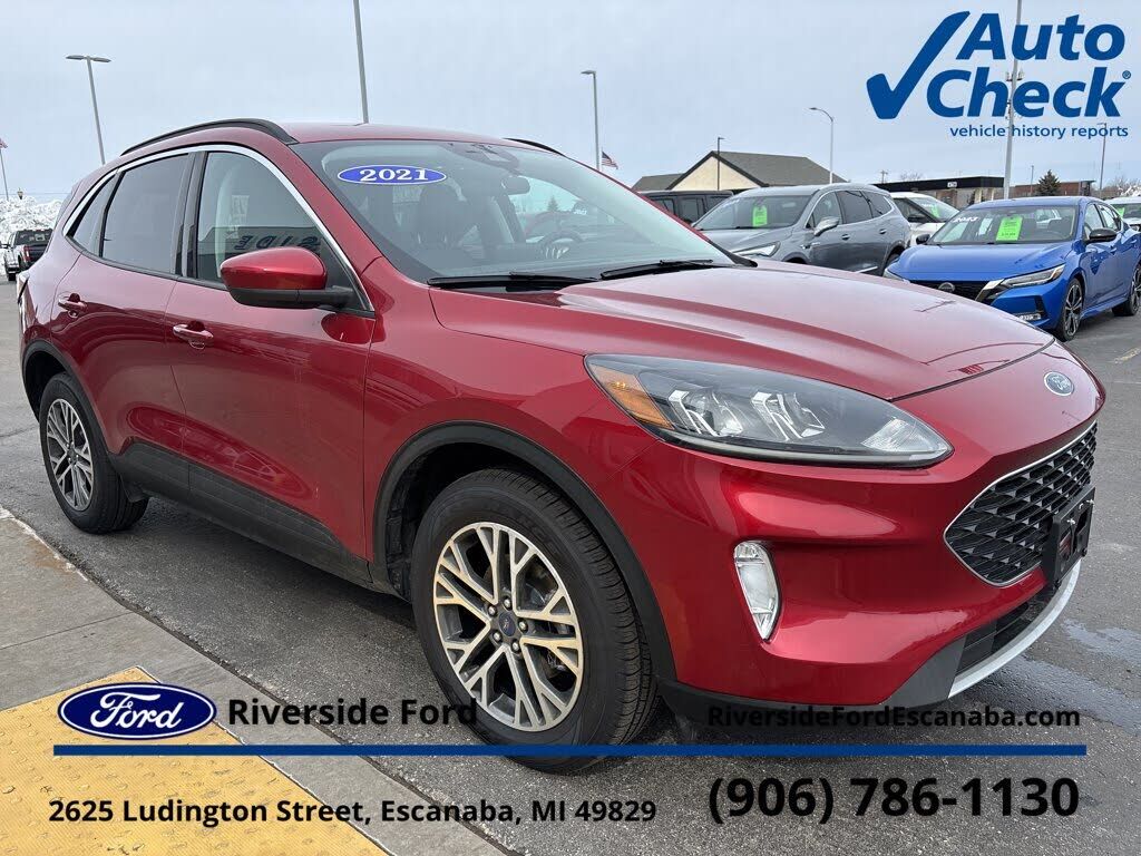 2021 FORD Escape