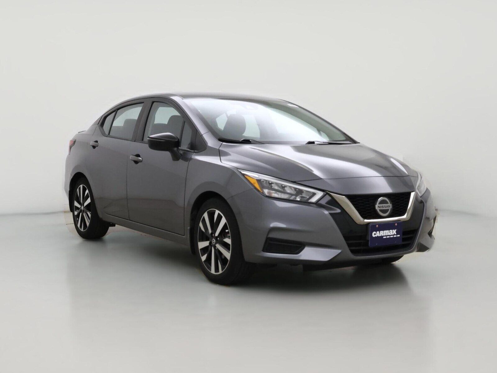 2022 NISSAN Versa