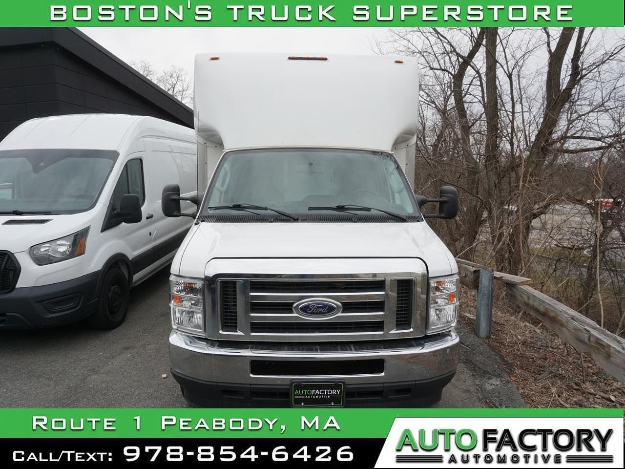 2021 FORD E-450