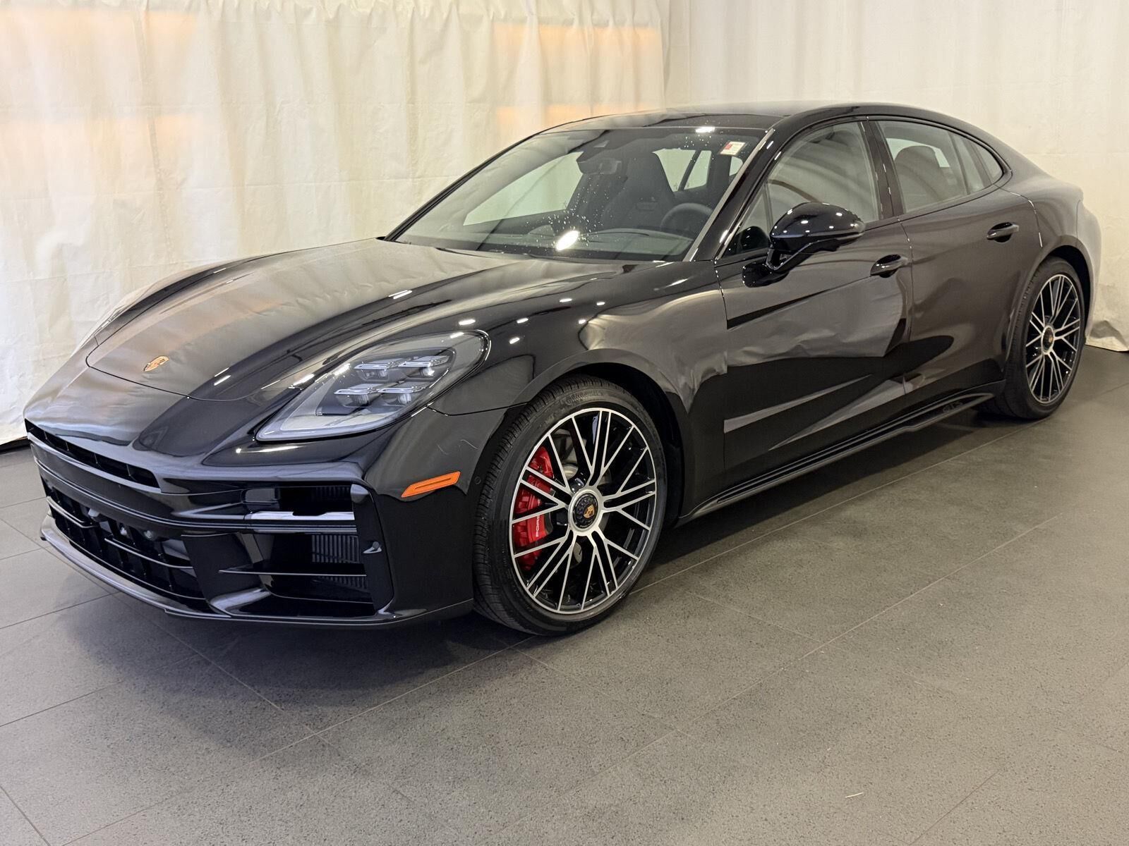2026 PORSCHE Panamera