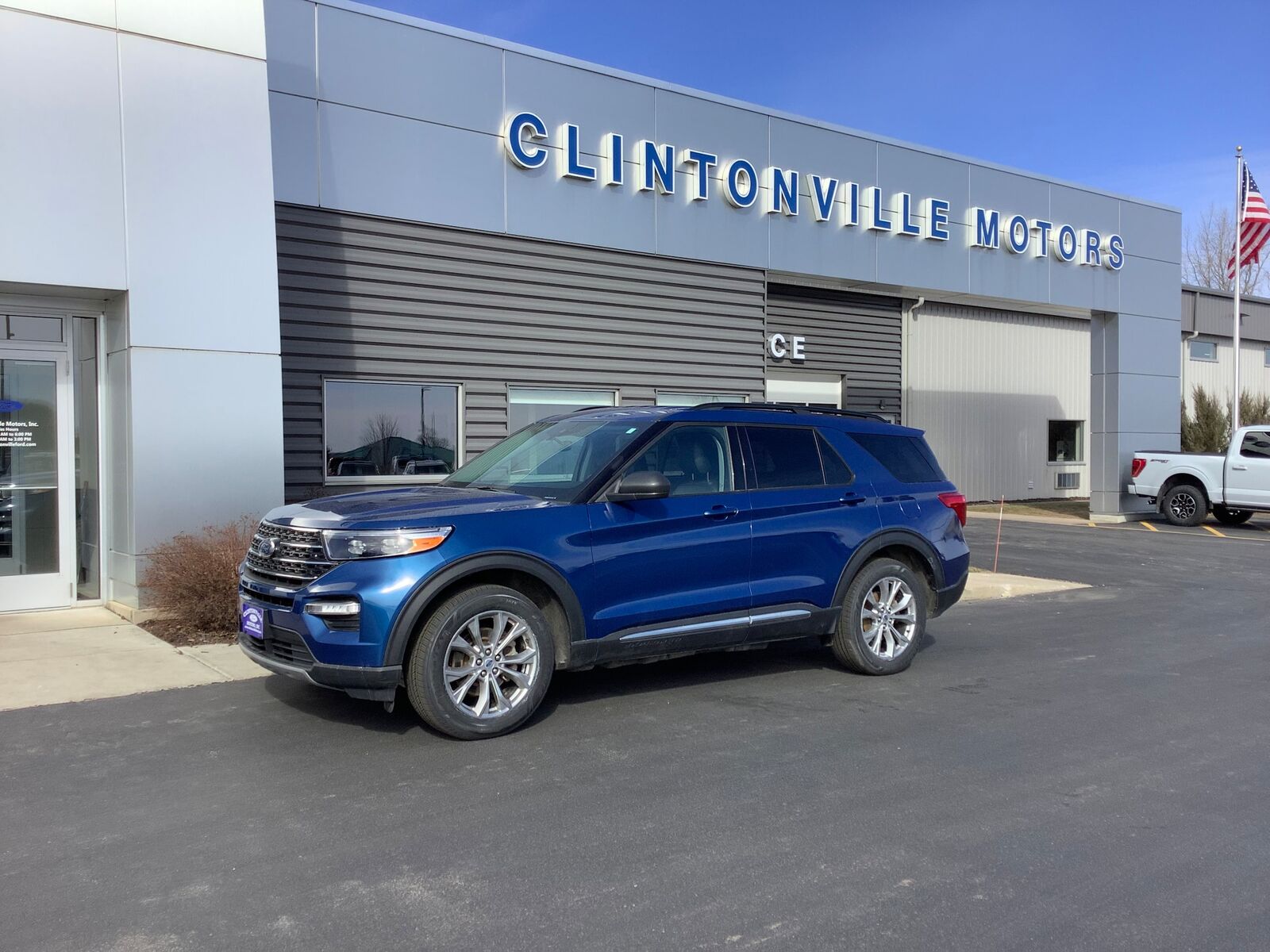 2023 FORD Explorer