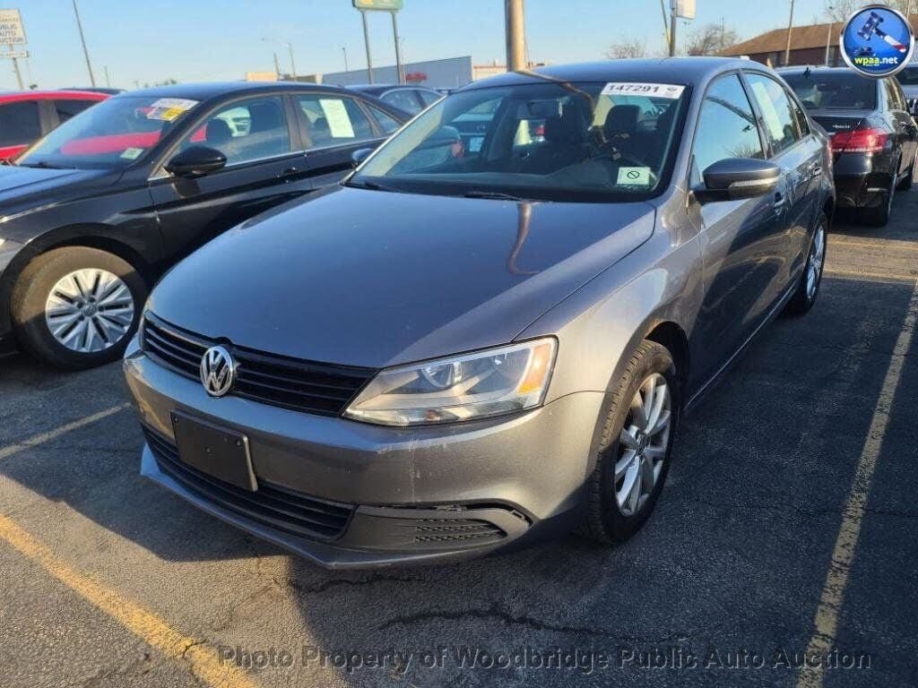 2012 VOLKSWAGEN Jetta