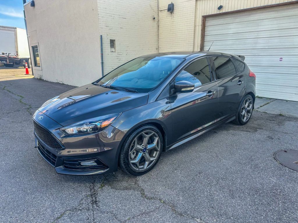 2018 FORD Focus