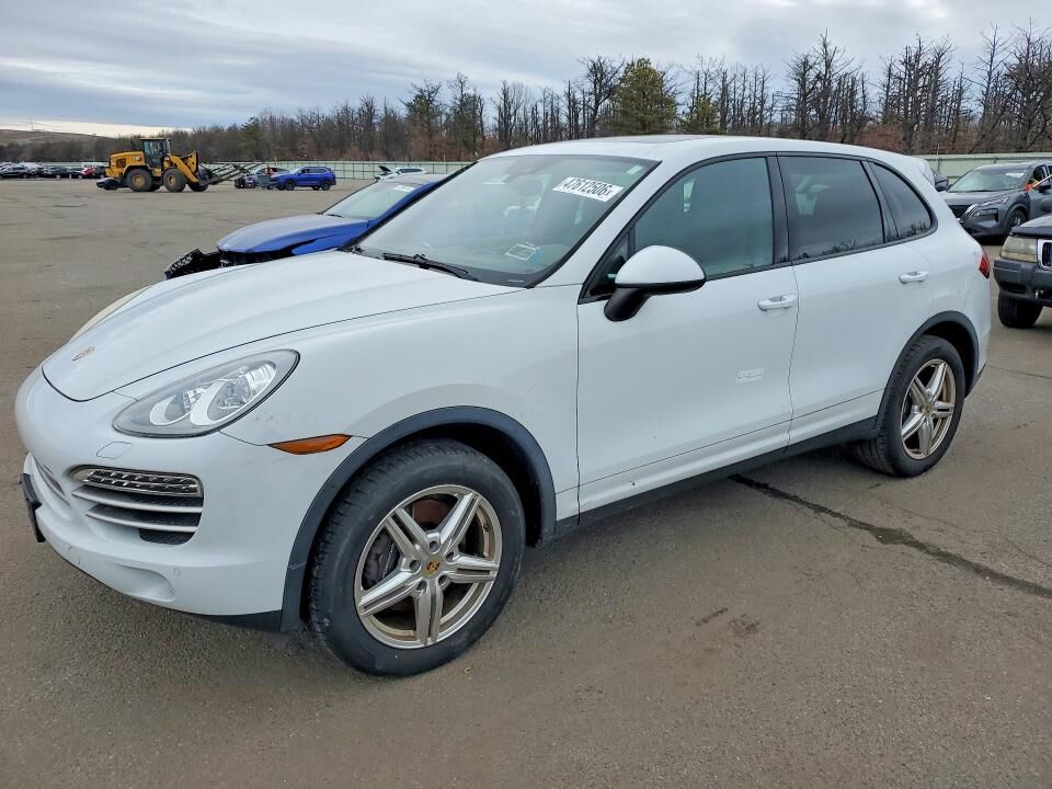 2014 PORSCHE Cayenne