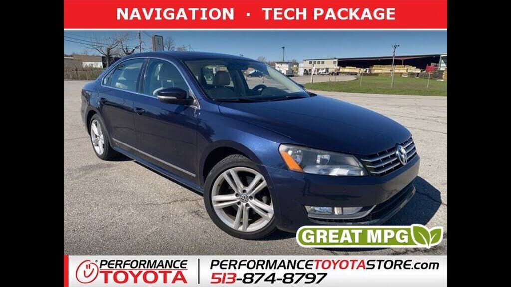 2014 VOLKSWAGEN Passat