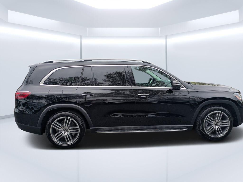 2026 Mercedes-Benz GLS-Class