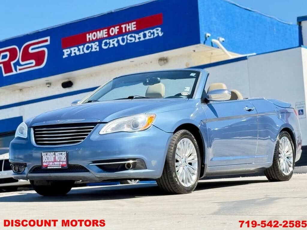2011 CHRYSLER 200