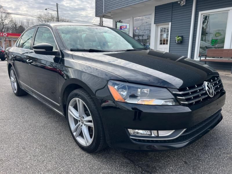 2014 VOLKSWAGEN Passat