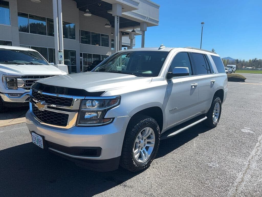 2017 CHEVROLET Tahoe