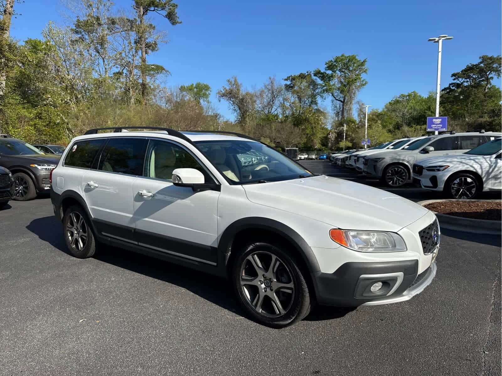 2015 VOLVO XC70