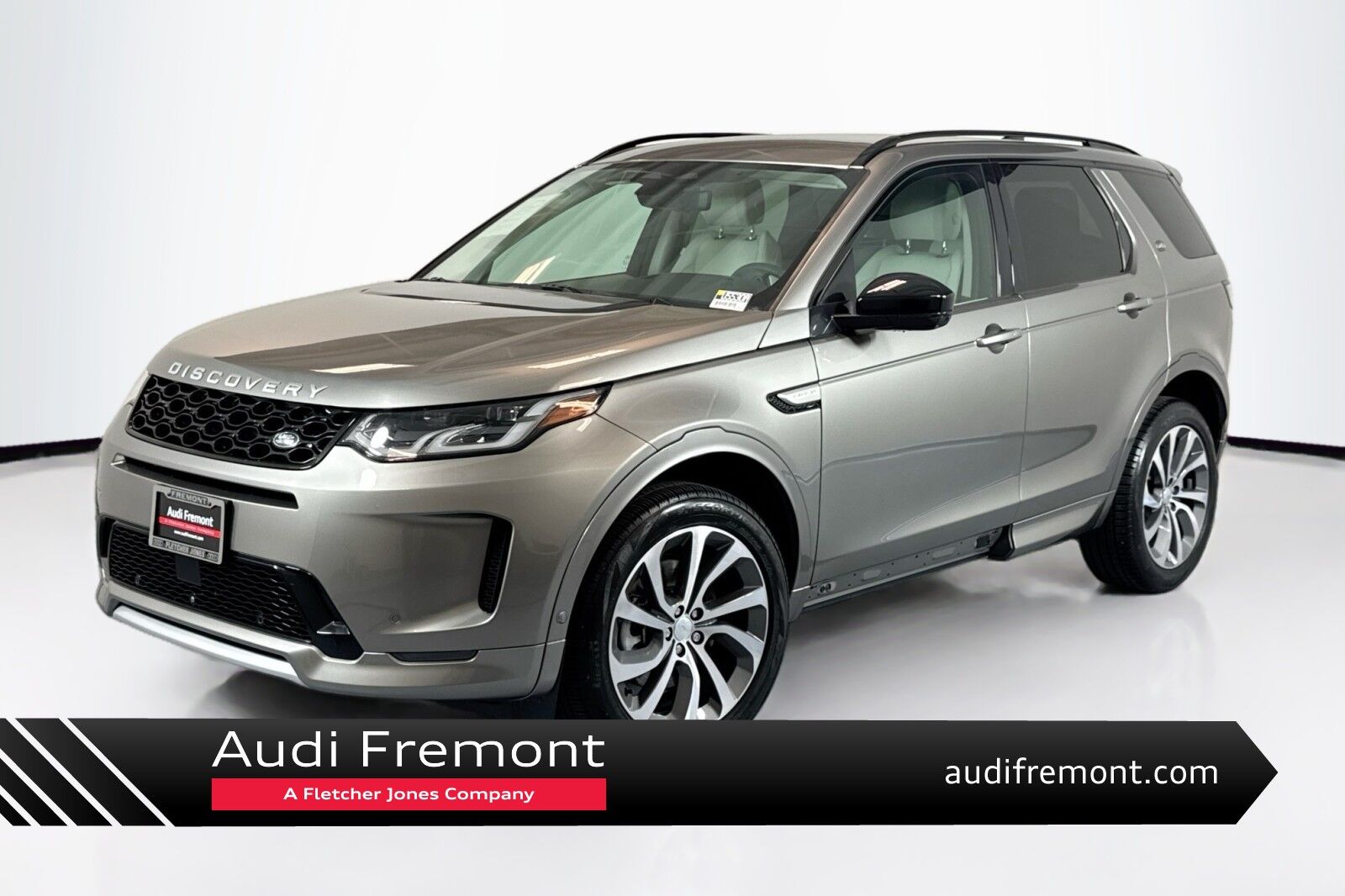 2024 LAND ROVER Discovery Sport