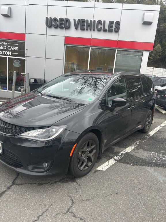 2019 CHRYSLER Pacifica