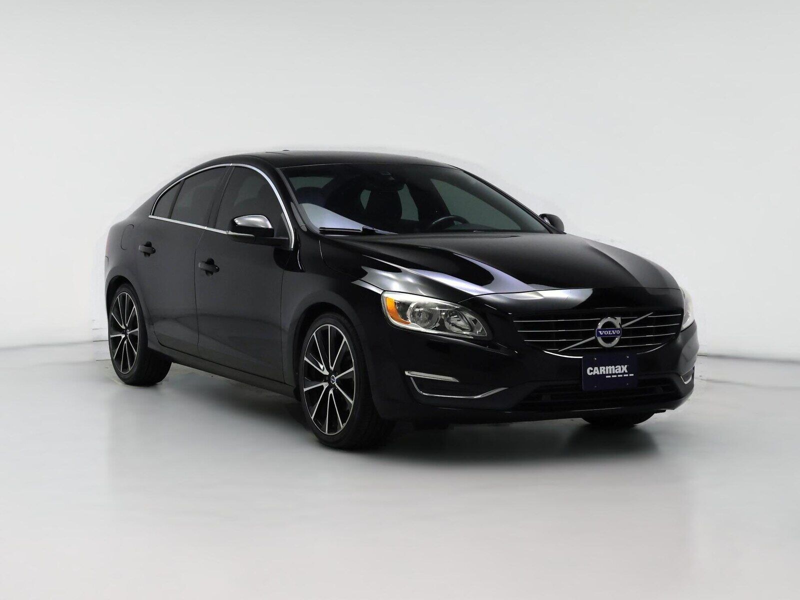 2016 VOLVO S60