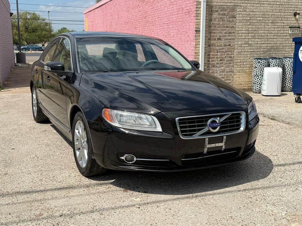 2010 VOLVO S80