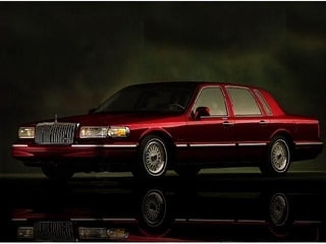 1997 LINCOLN Town Car