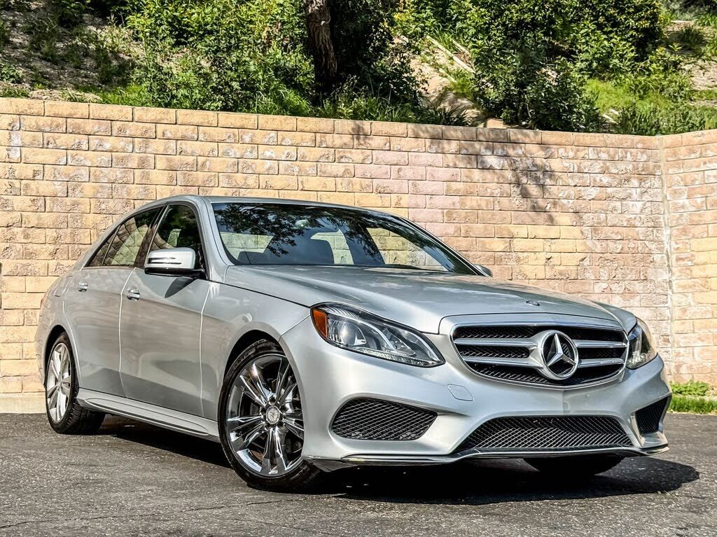 2016 MERCEDES-BENZ E-Class