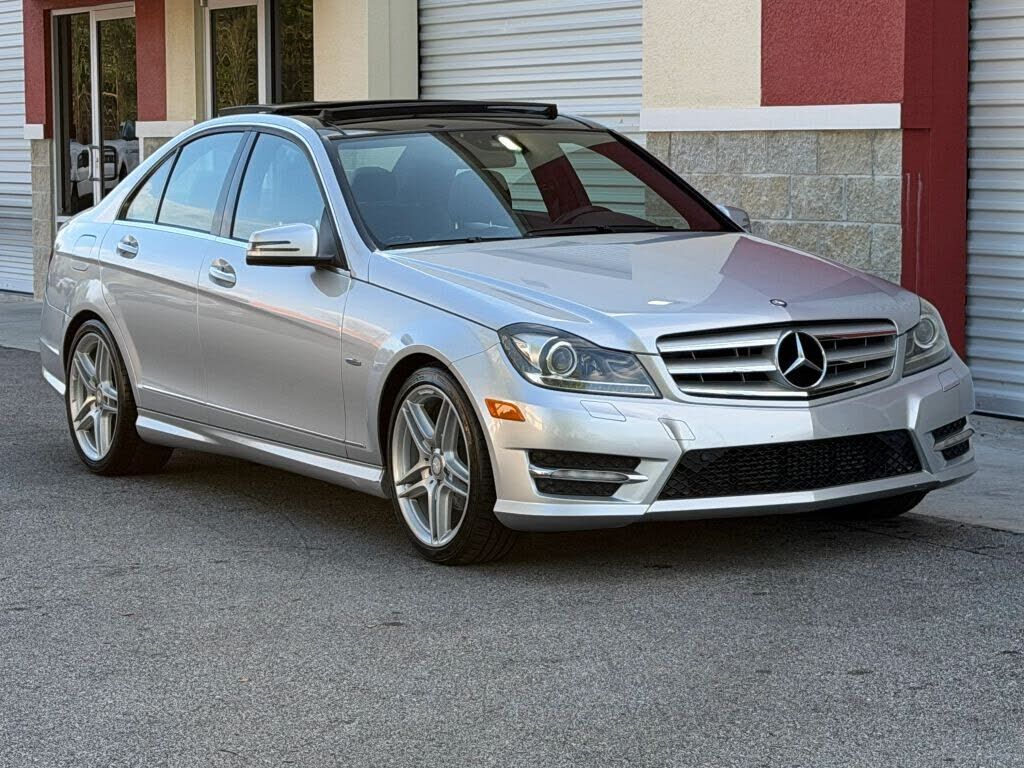 2012 MERCEDES-BENZ C-Class