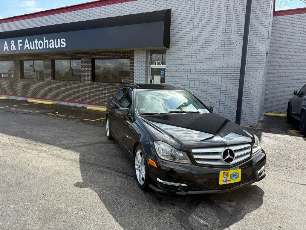 2012 MERCEDES-BENZ C-Class