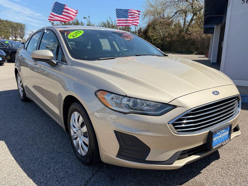 2019 FORD Fusion