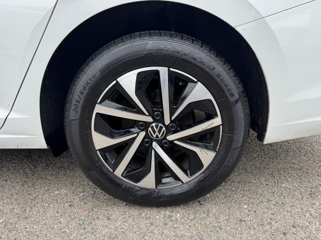 2022 VOLKSWAGEN Jetta