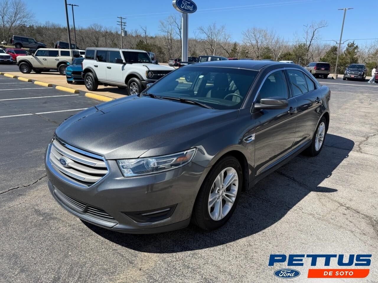2015 FORD Taurus