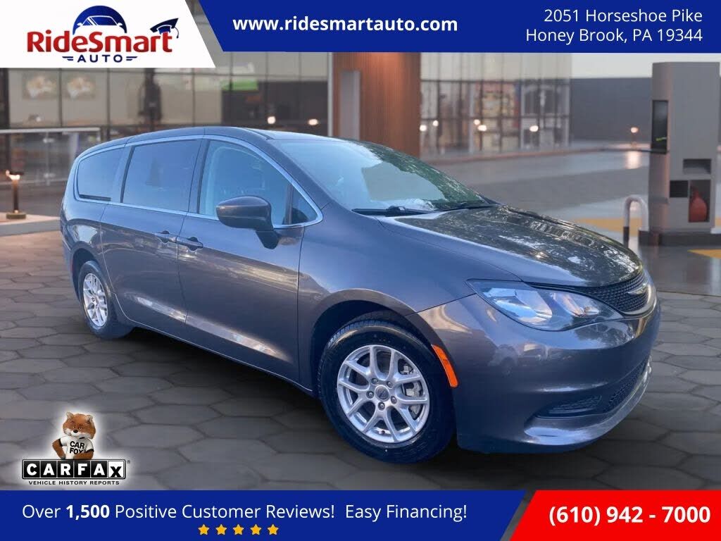 2023 CHRYSLER Voyager