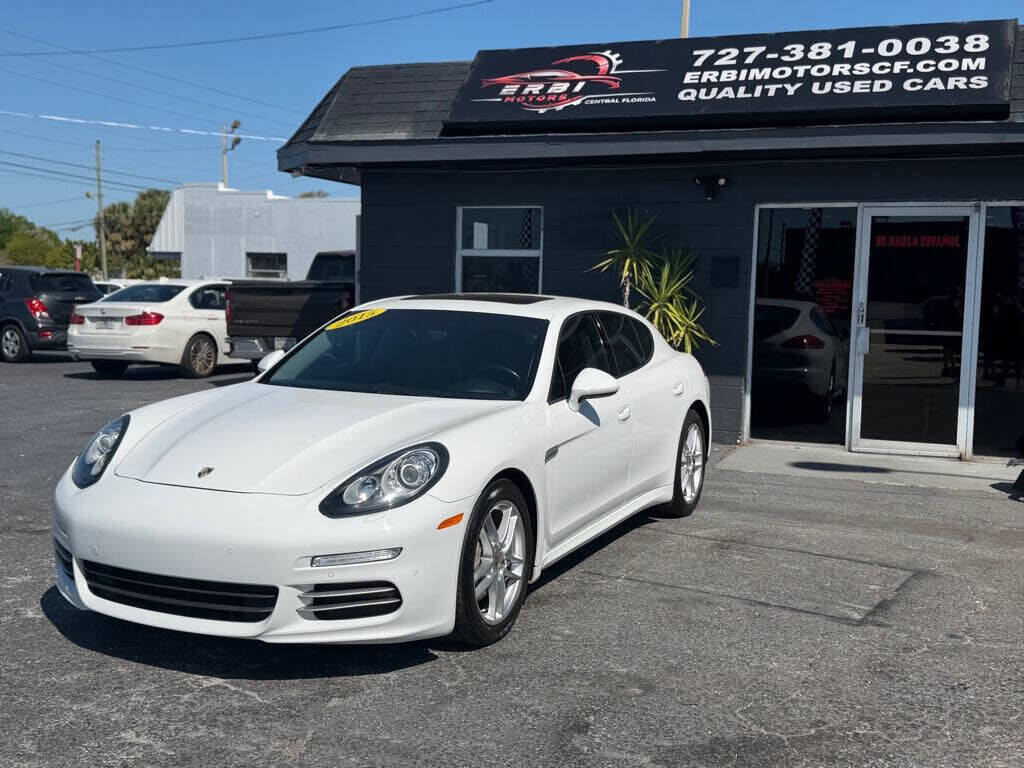 2015 PORSCHE Panamera