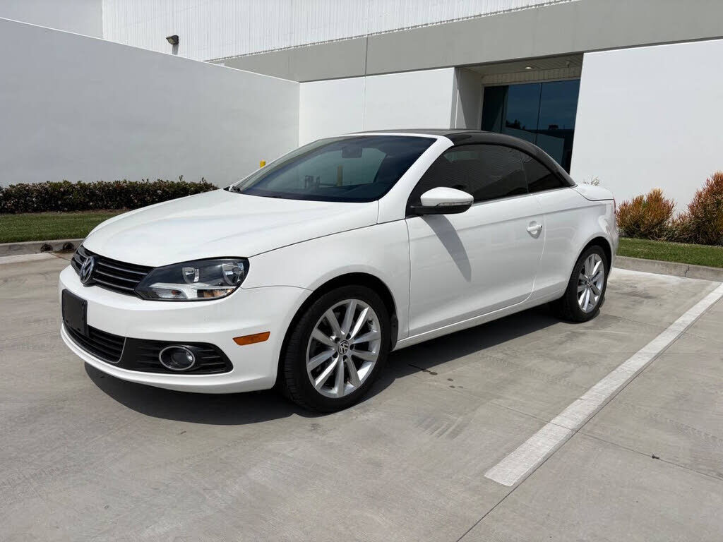 2013 VOLKSWAGEN Eos