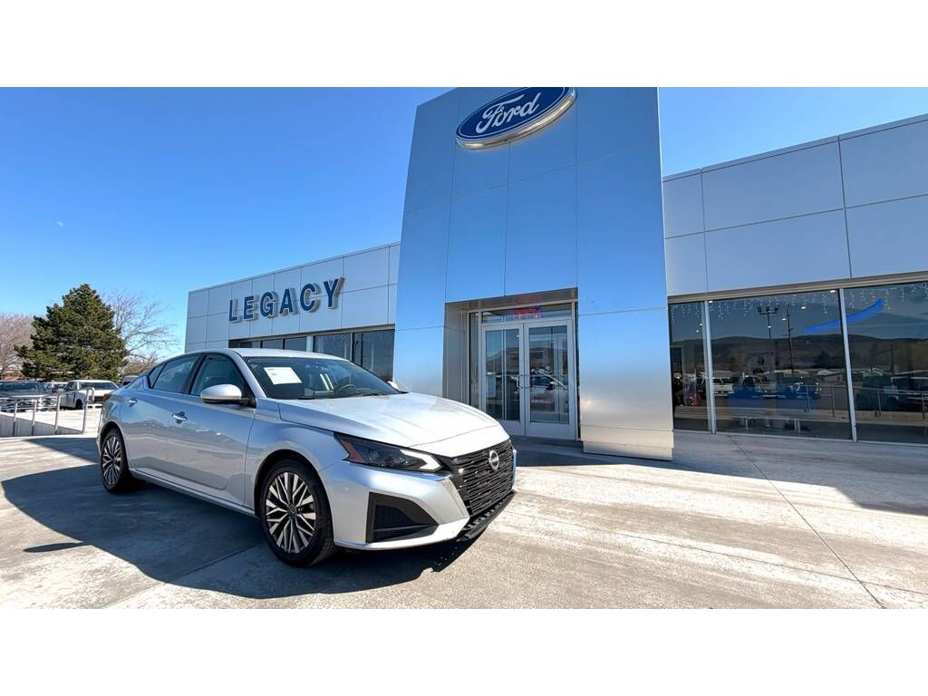2023 NISSAN Altima