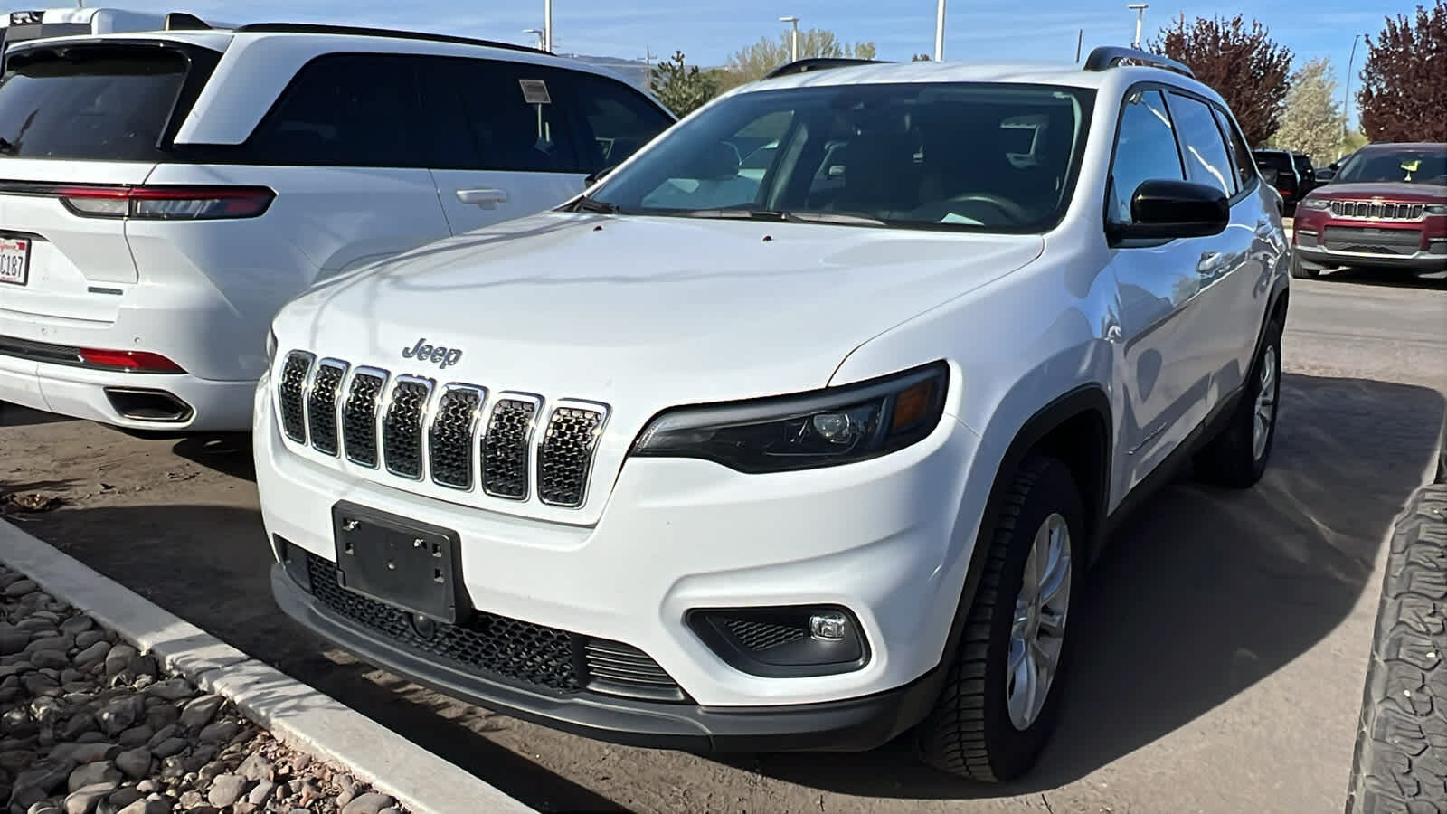 2022 JEEP Cherokee