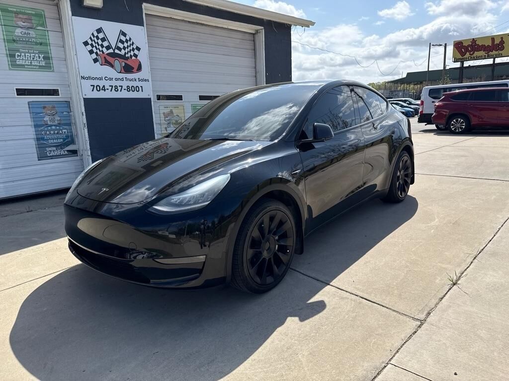 2021 TESLA Model Y