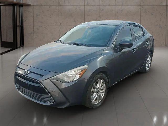 2017 TOYOTA Yaris
