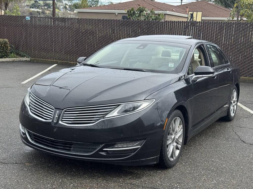 2013 LINCOLN MKZ
