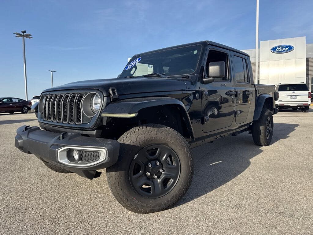 2025 JEEP Gladiator