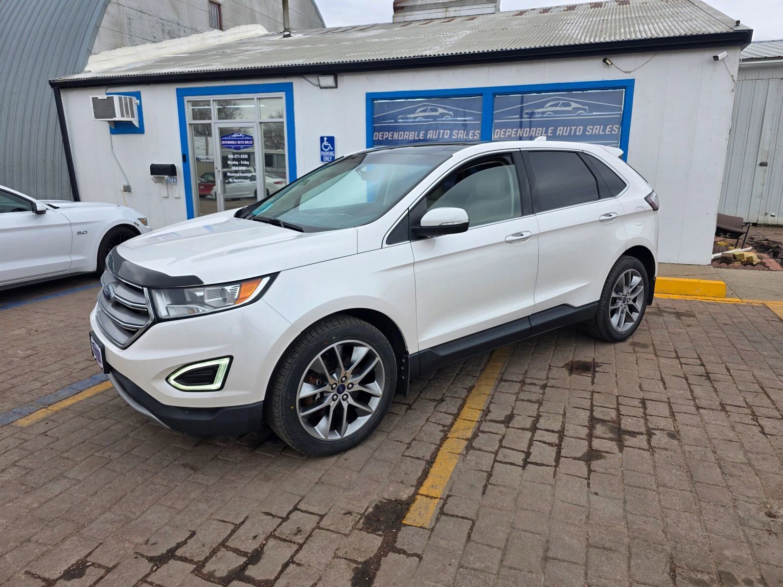 2016 FORD Edge