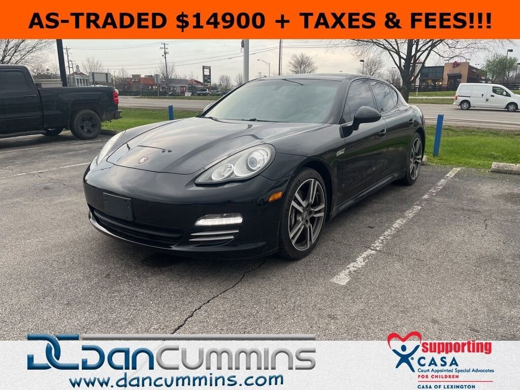 2011 PORSCHE Panamera