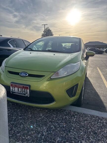 2011 FORD Fiesta