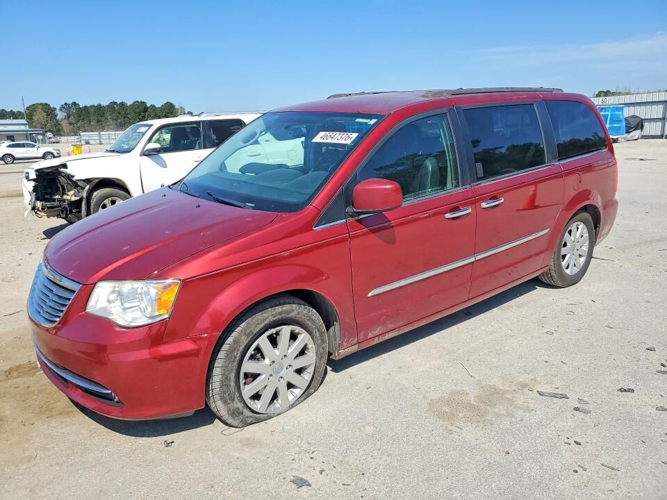 2016 CHRYSLER Town and Country