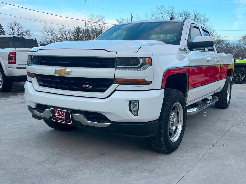 2018 CHEVROLET Silverado