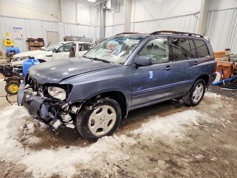 2004 TOYOTA Highlander