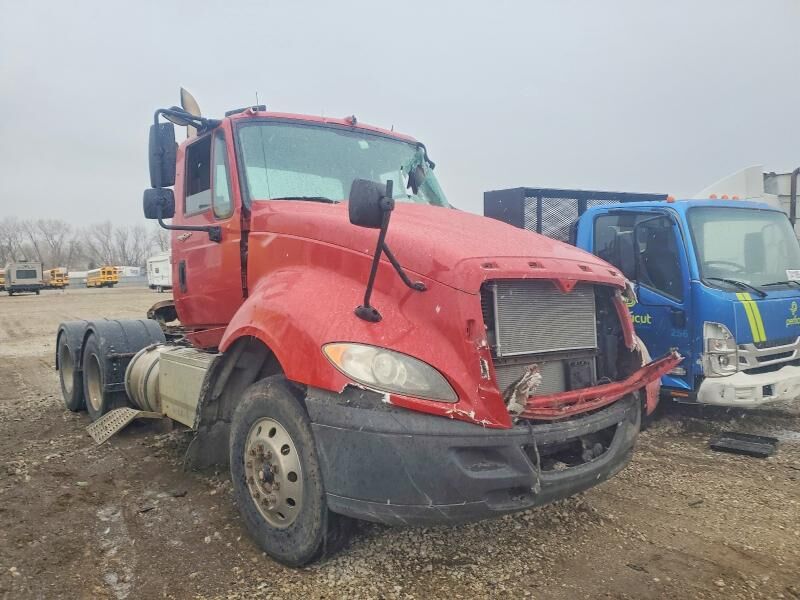 2014 INTERNATIONAL LF687