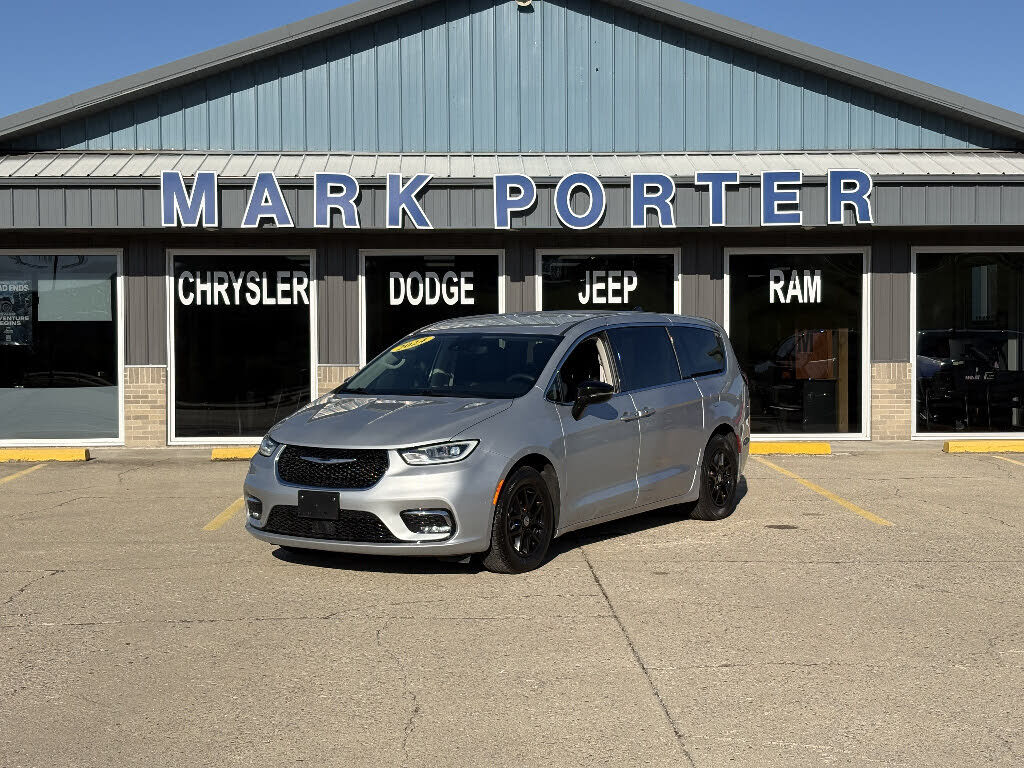 2024 CHRYSLER Pacifica