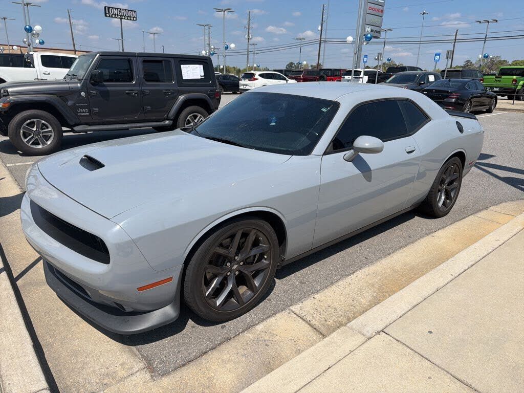 2022 DODGE Challenger
