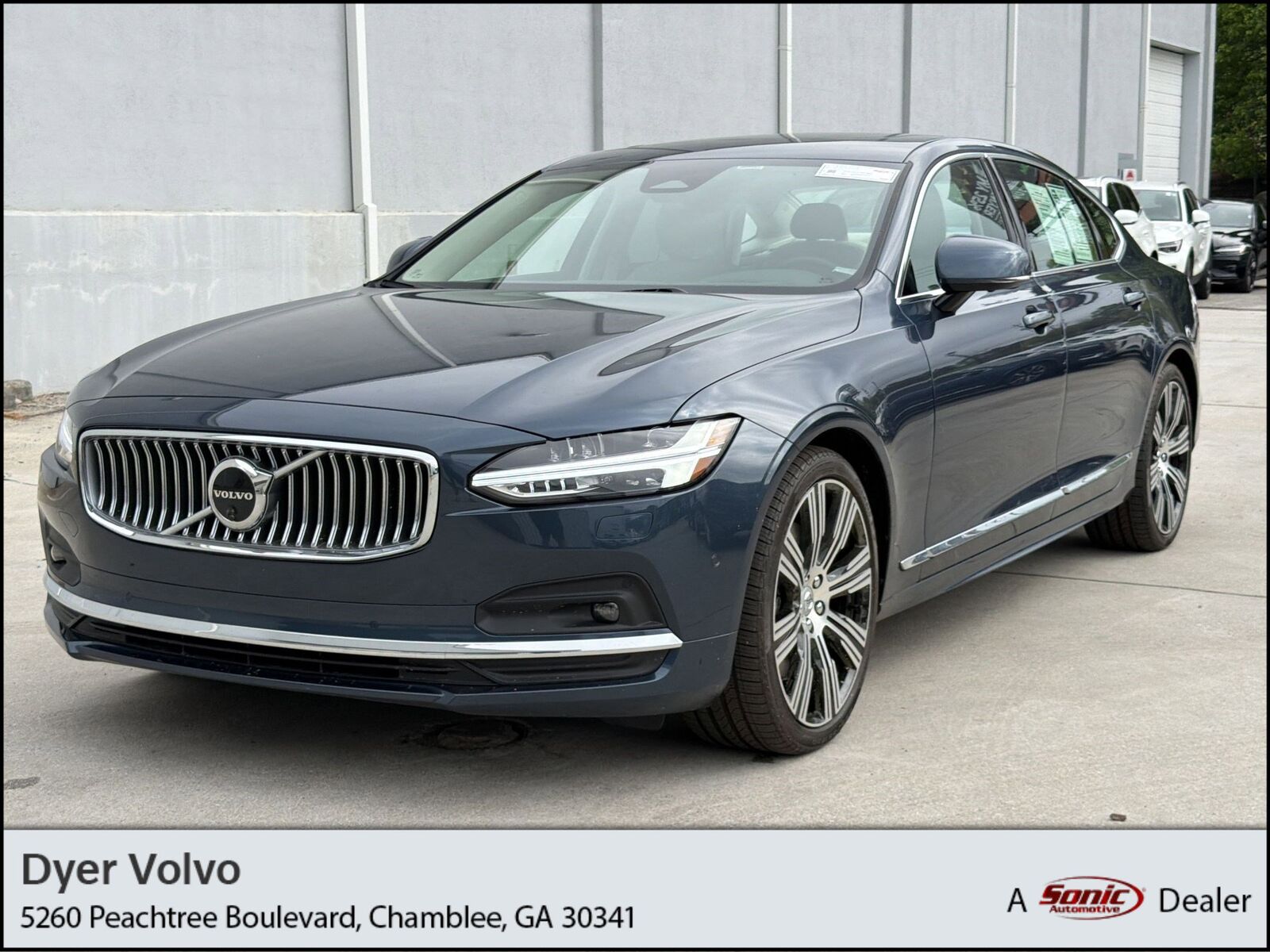 2025 VOLVO S90
