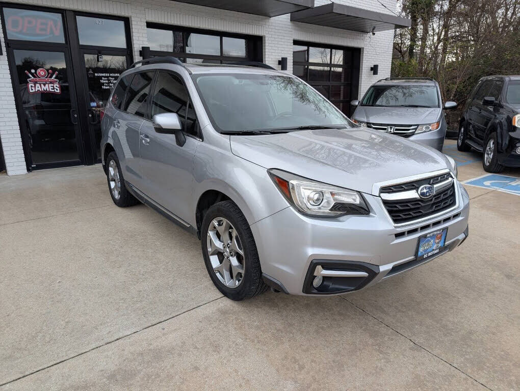 2017 SUBARU Forester